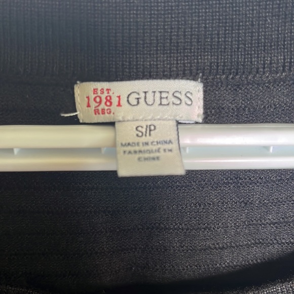 Guess long sleeved sweater - Picture 3 of 4